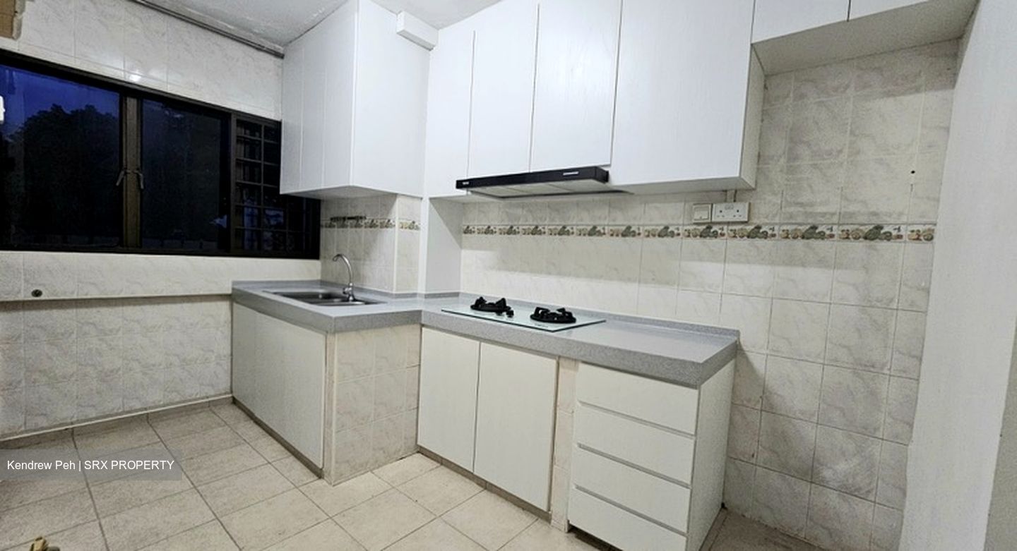 Blk 138 Tampines Street 11 (Tampines), HDB Executive #583411141